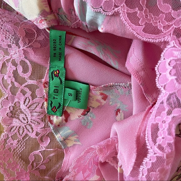 Pretty Pink Dress - Picture 3 of 3